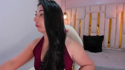 Karla  online show from 02.19.25