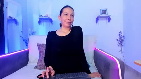 Karla online show from 12.15.25