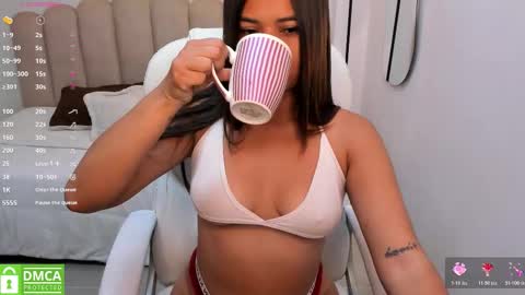 karliie kloss   online show from 11.20.25