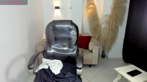 KARLYE online show from 02.20.26