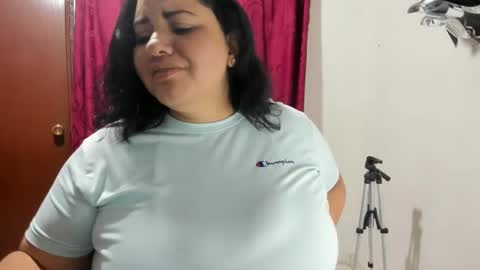 Snapshot of karol103900 chatting on 12.30.24 Karol online show from 12.30.24