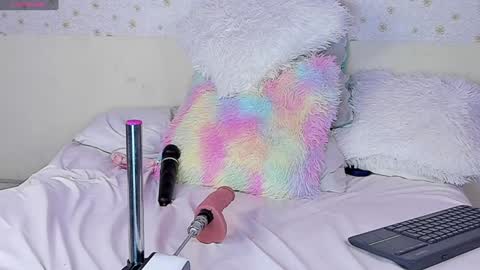 Snapshot of karol2023 chatting on 02.01.25 Karol online show from 02.01.25