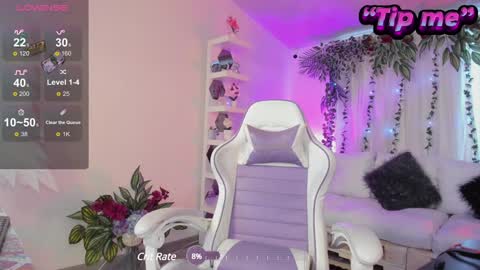 Snapshot of karol_elegance_ chatting on 12.09.24 karol online show from 12.09.24