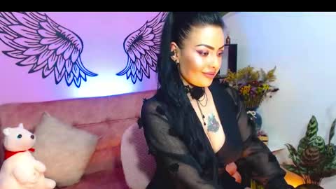 Karol Kenedy online show from 09.22.25