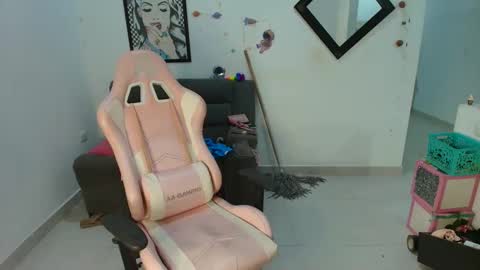    online show from 02.13.25