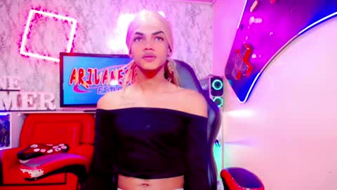 karol Vanessa   online show from 05.21.26