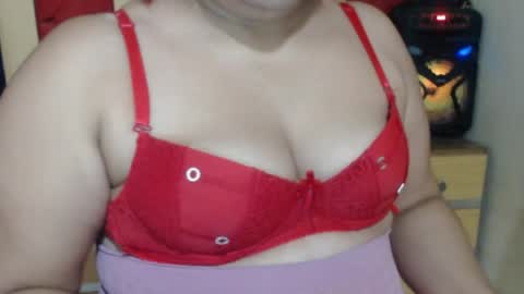 Snapshot of karolbb21 chatting on 06.10.26 karolbb21 online show from 06.10.26