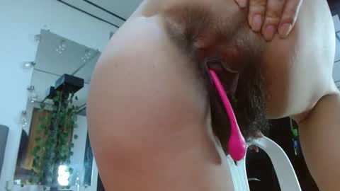 Snapshot of karolhot_x chatting on 02.19.26 karol online show from 02.19.26