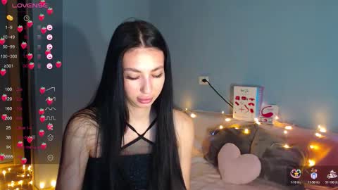 Kira online show from 11.17.25