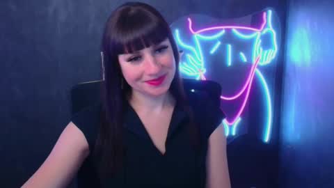 Caroline online show from 12.03.24
