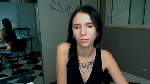 Snapshot of karolinablack chatting on 12.01.24 Karolina online show from 12.01.24