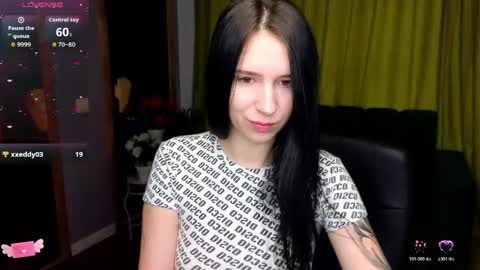 Karolina online show from 03.22.26