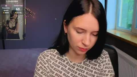 Karolina online show from 06.04.26