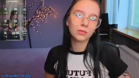 Karolina online show from 06.24.26