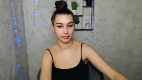 Snapshot of karolinamex_ chatting on 03.02.25 Karolina online show from 03.02.25