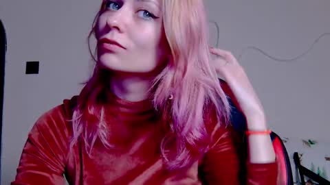 karoline121 online show from 11.28.25