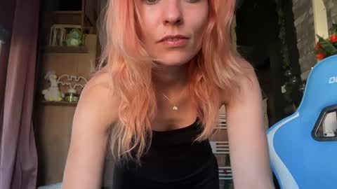 karoline121 online show from 05.06.26