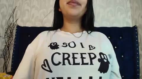 Snapshot of karolineburnx chatting on 02.20.26 Isa online show from 02.20.26