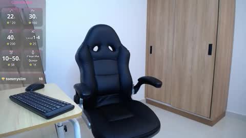 karol online show from 10.16.25