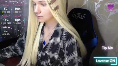 Caroline Fox online show from 03.11.26