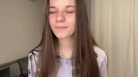Lia online show from 04.30.26