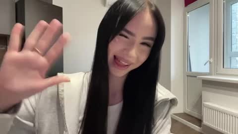 Izzy online show from 05.28.26