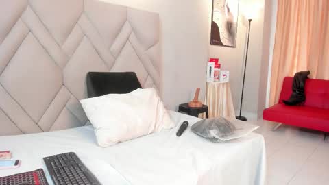 kasandra gomez online show from 02.20.26