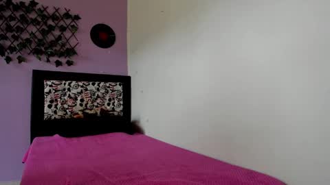 kassandra james online show from 03.12.25