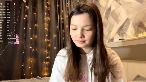 Kira online show from 12.05.25