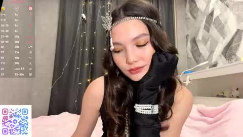 Kira online show from 12.17.25