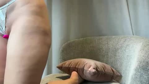 Kat online show from 11.16.25