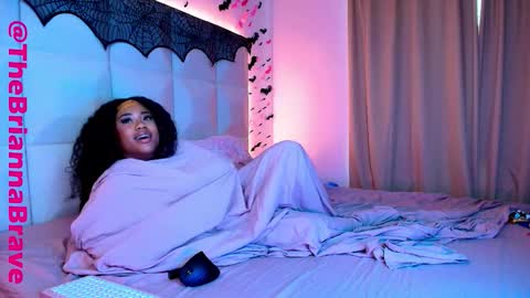 BriannaBrave online show from 10.19.25