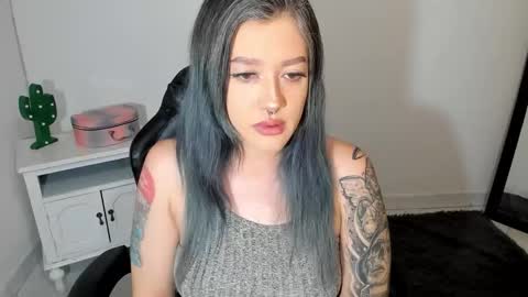 Alicia online show from 10.13.25