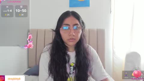 Snapshot of kat_ly_chan chatting on 10.27.25 Kat       online show from 10.27.25