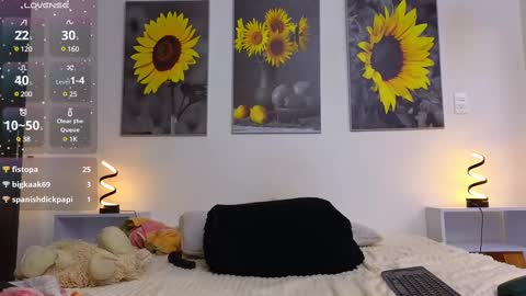 Snapshot of kata_lhella chatting on 02.18.25 Katalina online show from 02.18.25