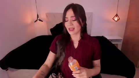 K A T A  H O O T online show from 03.12.26