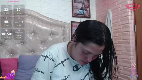 Snapshot of kataleyastiward chatting on 10.18.25 KATA online show from 10.18.25