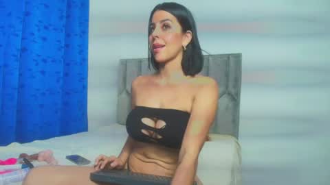 Snapshot of kataleyavillalobos chatting on 06.13.26 kataleyavillalobos online show from 06.13.26