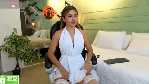 Kat online show from 10.24.25