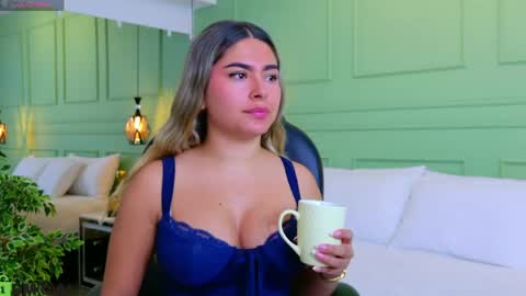 Kat online show from 04.22.26
