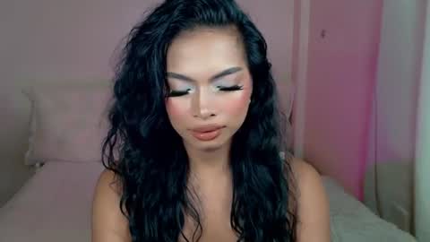 IVY JANE online show from 07.06.26