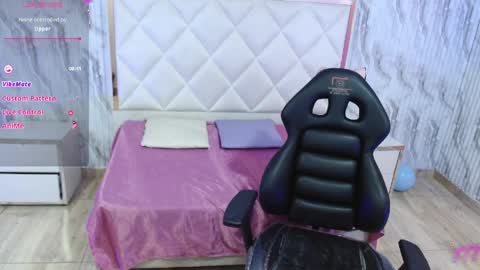 Snapshot of katalina_tay1 chatting on 04.04.26 katalina_tay1 online show from 04.04.26