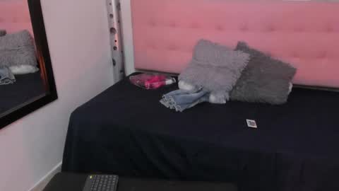   online show from 04.16.26