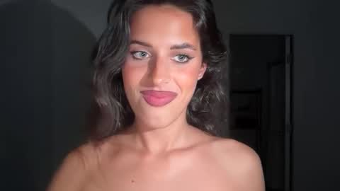 Snapshot of katarasimon chatting on 10.24.25 katarasimon online show from 10.24.25