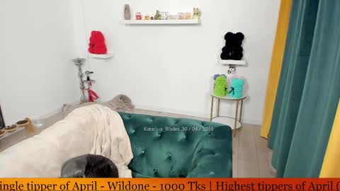 Snapshot of katarina_blades chatting on 04.30.26 online show from 04.30.26