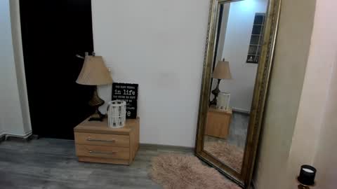 Snapshot of kate_belle chatting on 02.07.25 Kate online show from 02.07.25