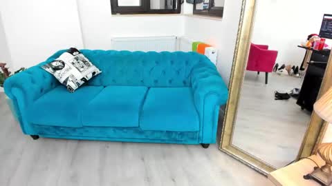 Snapshot of kate_belle chatting on 03.10.25 Kate online show from 03.10.25