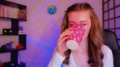 Kate online show from 12.25.24