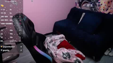 Snapshot of kate_lawrence_ chatting on 02.08.25 kate_lawrence_ online show from 02.08.25