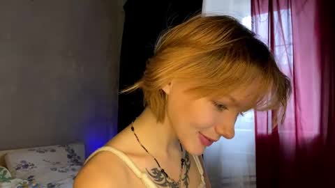 kate_mikki online show from 10.25.25